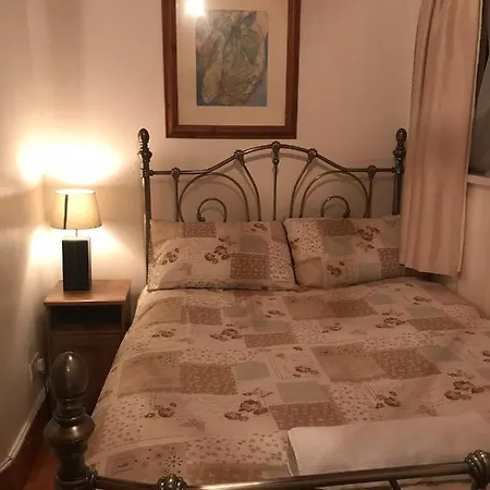 Chilvern Bed & Breakfast Bristol